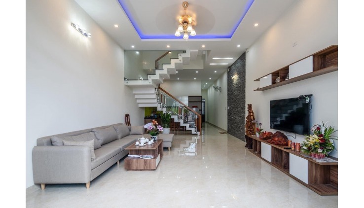 ***Bán nhà hẻm 85 Phổ Quang phường 2 quận Tân Bình; 63m² - 4x15