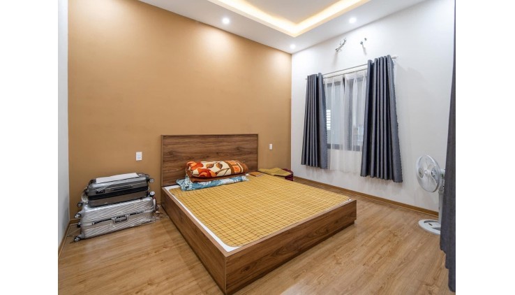 ***Bán nhà hẻm 85 Phổ Quang phường 2 quận Tân Bình; 63m² - 4x15