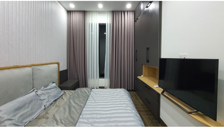 ***Bán nhà hẻm 254 Âu Cơ, hxh 8m, phường 9 Tân Bình; 318m2 - 81 tr/m2