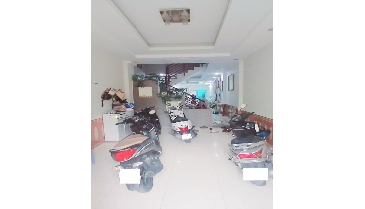 Xe ngủ trong nhà Quang Trung, P10, Gò Vấp, 79m2, 4 tầng, 4PN, giá rẻ