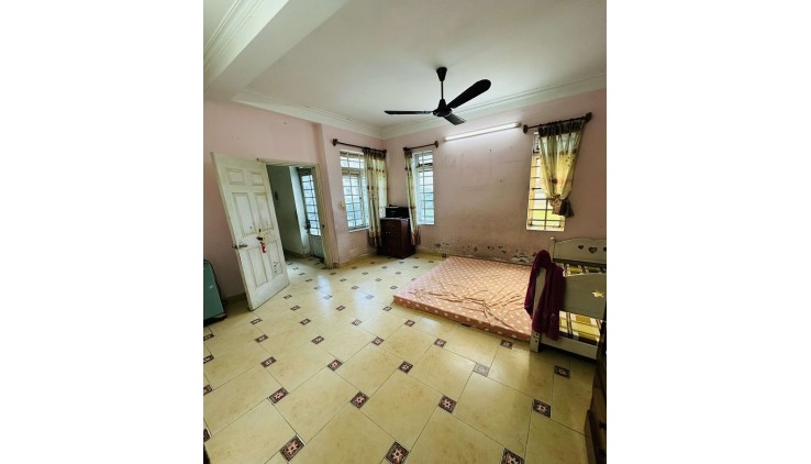 Bán nhà đường Trương Công Định, P14, Tân Bình, 100m2, 3 tầng, 9,3 tỷ