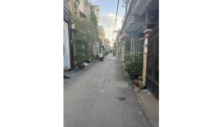 **Bán nhà MT đường Sơn Hưng Tân Bình, phường 12 Tân Bình; 4x13. 2 lầu