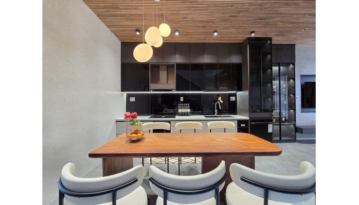 ***Bán nhà mặt tiền phường 13 Tân Bình, MT Lê Tấn Quốc (4*30) 4 tầng