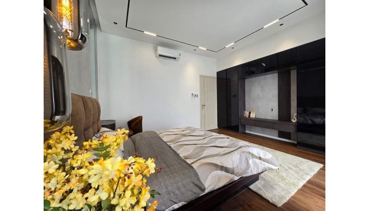 ***Bán nhà mặt tiền phường 13 Tân Bình, MT Lê Tấn Quốc (4*30) 4 tầng