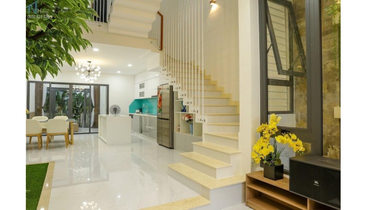 ***Bán nhà mặt tiền Lê Tấn Quốc, phường 13 Tân Bình (4*30) 4 tầng