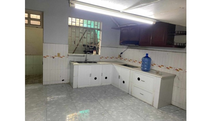 Bán nhà 82m2, Hẻm 6m Đường Nguyễn Hữu Tiến, Quận Tân Phú