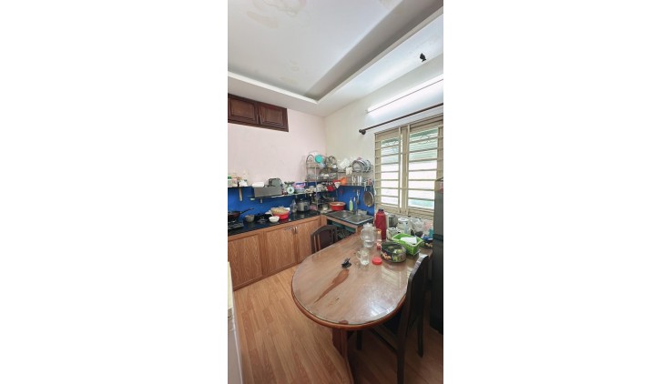**Bán nhà phường 13 quận Tân Bình, Hẻm 8m Trần Văn Dư, (5x22), 1 lầu