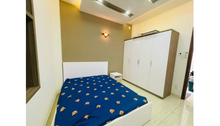 **Bán nhà phường 3 quận Tân Bình**, HXH Nguyễn Bặc, gần chợ PVH, 1L