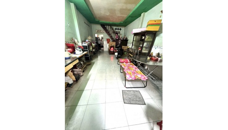 Bán nhà Hẻm xe tải Trường Chinh, Quận Tân Phú. 60m², 4,8 tỷ. Pháp lý rõ ràng.