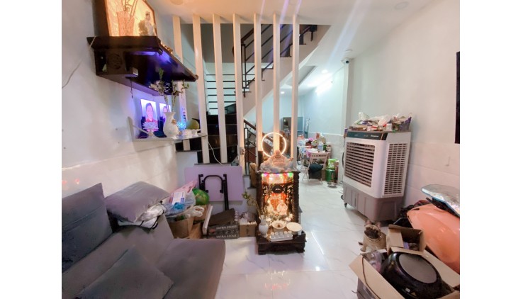 Bán nhà Âu Dương Lân, Quận 8, 34m2, 2 tầng, ngang 3.4m, chỉ 4.75 tỷ