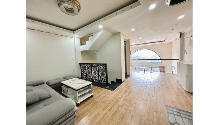CỰC PHẨM NHÀ PHỐ ĐẸP LUNG LINH, 6 TẦNG BTCT 5Mx12.3M, KHU PHÂN LÔ VIP, HẺM Ô TÔ TRÁNH, TẶNG NỘI THẤT, THANG MÁY CHỈ 7.98 TỶ