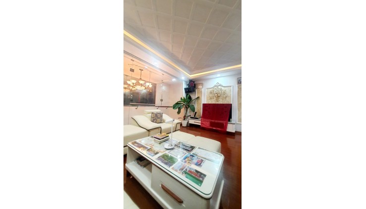 Bán nhà đường Lê Văn Sỹ, 70m2, 2 mặt hẻm thoáng, 6.8 tỷ