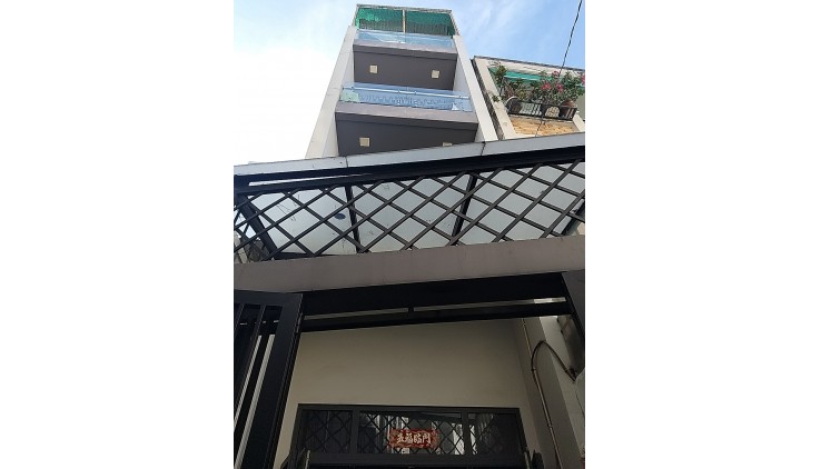 Bán nhà Dương Bá Trạc, Quận 8, 36m2, 4 tầng, chỉ 4.95 tỷ