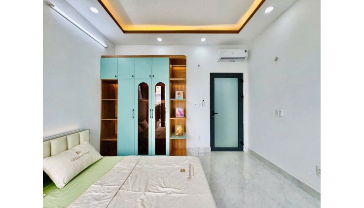 QUÁ NGON CỰC PHẨM KHÔNG CÓ CĂN THỨ 2. HẺM XE HƠI 56M2 3 TẦNG chỉ 5.65 TỶ NHÀ ĐẸP GÒ VẤP. GARAGE Ô TÔ.