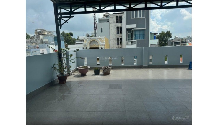 Chuyển chỗ ở bángấp nhà 3 tầng 8x16m, đường 10m Lê Thúc Hoạch, giá chỉ 16 tỷx