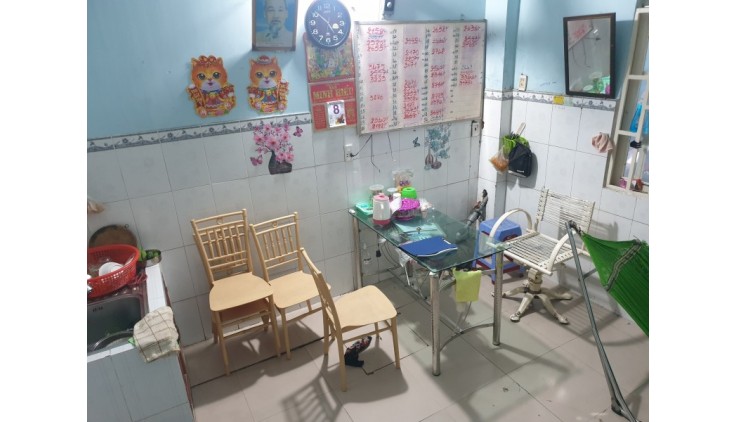 Bán nhà Hẻm 8m Lê Trọng Tấn - gần chợ Phạm Đăng Giảng, DT: 8.6x15m, Cấp 4, 8.5 tỷ.