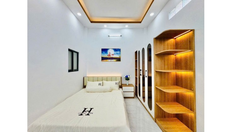QUÁ NGON CỰC PHẨM KHÔNG CÓ CĂN THỨ 2. HẺM XE HƠI 56M2 3 TẦNG chỉ 5.65 TỶ NHÀ ĐẸP GÒ VẤP. GARAGE Ô TÔ.