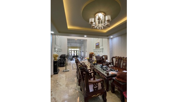 Mặt tiền kinh doanh An Dương Vương 5x41 chỉ 27 tỷ 5