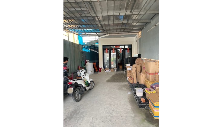 Mặt tiền Phú Định 7x42 240m2 chỉ 17 tỷ 5