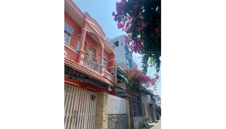 Bán nhà ngay Lương Văn Can, 6.5x29, chỉ 11 tỷ 3