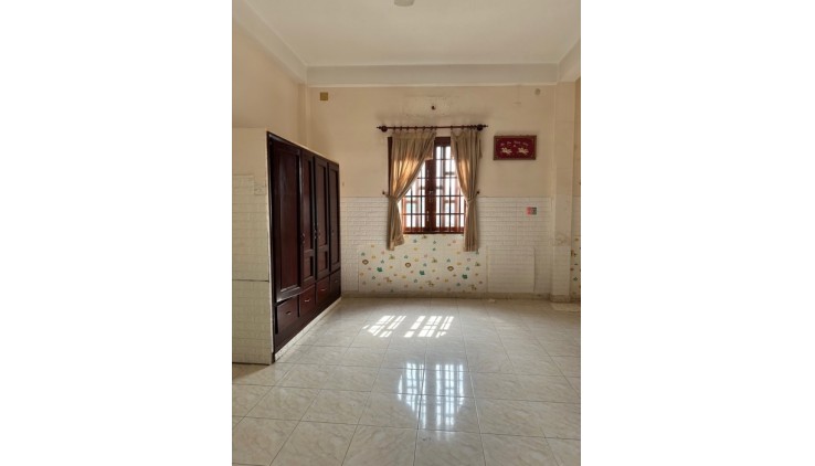 Mặt tiền Nở hậu Bùi Minh Trực 189m2 4 tầng chỉ 23 tỷ 5
