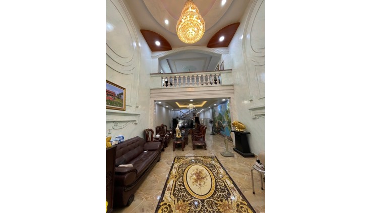 Mặt tiền An Dương Vương CHDV 7 tầng 5x41 chỉ 27 tỷ 95