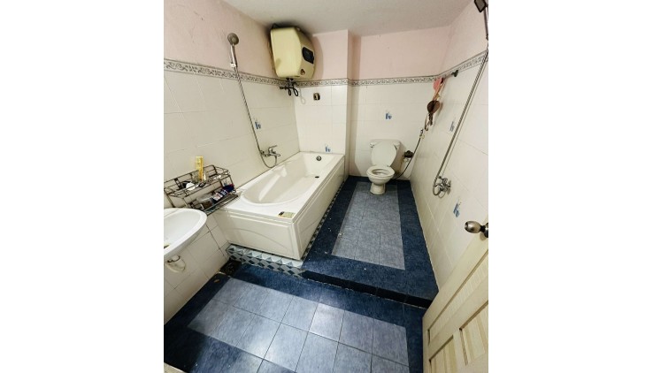 Bán nhà đường Trương Công Định, P14, Tân Bình, 100m2, 3 tầng, 9,3 tỷ