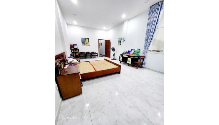 Bán nhà HXH tránh KD, Nguyễn Trãi, Nguyễn Cư Trinh, Q1, 100m2, 5 tầng, thang máy, giá rẻ