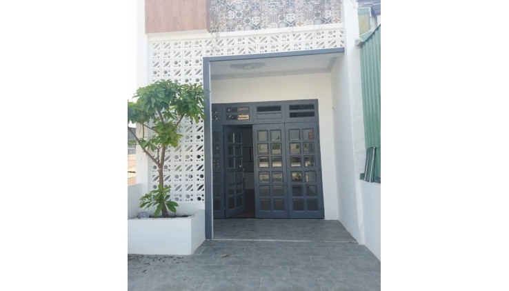 Bán nhà MT kinh doanh Nguyển Thị Thơi, Hiệp Thành, Q12, 94m2, 2 tầng, giá rẻ