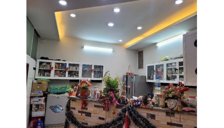 Bán gấp Biệt Thự Phạm Văn Chiêu Gò Vấp 8,6 tỷ 102m2 4PN, 4WC, chính chủ