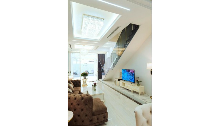Mặt tiền An Dương Vương 4.5x20 thiết kế 5 sao chỉ 15 tỷ 9