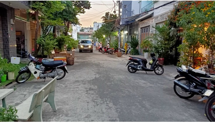 BÁN NHÀ HẺM HOÀ BÌNH, HIỆP TÂN, TÂN PHÚ - 5.5 TỶ - 51M2 - 2 TẦNG, SỔ HỒNG CHÍNH CHỦ