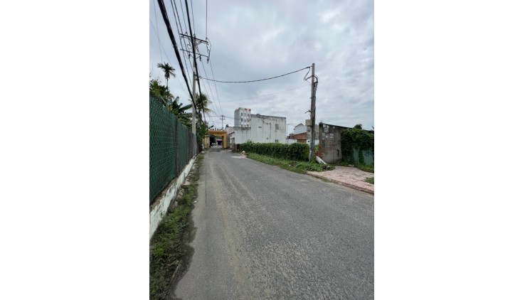 Bán Đất đường Thạnh Lộc 47,Quận 12 chỉ hơn 3 tỷ, full thổ cư.