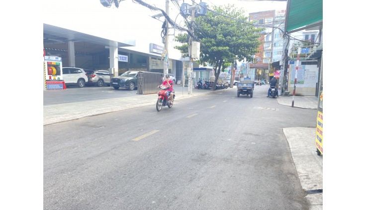 NHÀ ĐẸP FULL NỘI THẤT, HẺM 4M, SÁT QUANG TRUNG, 4X11M, NHỈNH 4TY