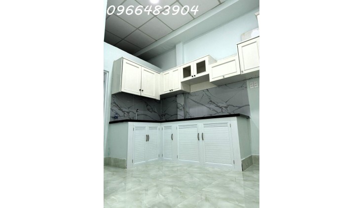Cho thuê nhà nguyên căn 90m2 2pn đường 5 - Linh Chiểu