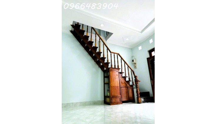 Cho thuê nhà nguyên căn 90m2 2pn đường 5 - Linh Chiểu