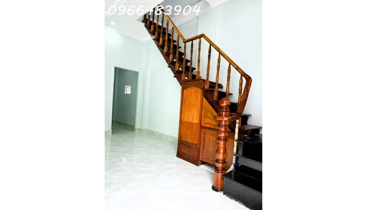 Cho thuê nhà nguyên căn 90m2 2pn đường 5 - Linh Chiểu