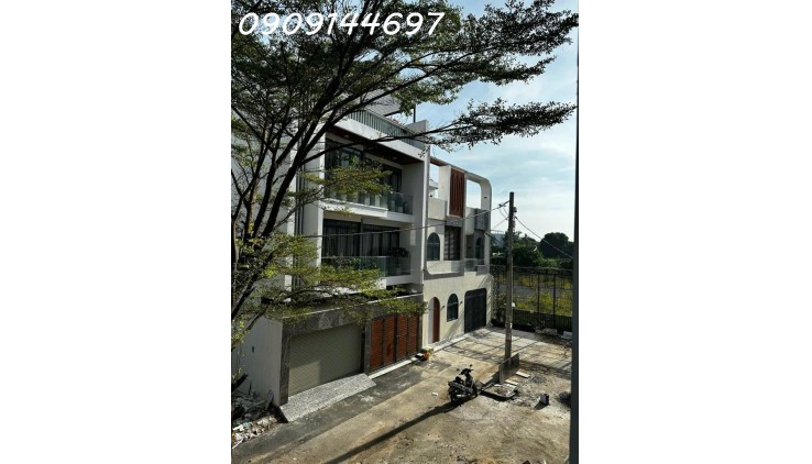Nhà 3 tầng đường VƯỜN LÀI, phường APĐ, Q12, dt 110m2 (8,4mx13,2m) Giá 10,3Tỷ