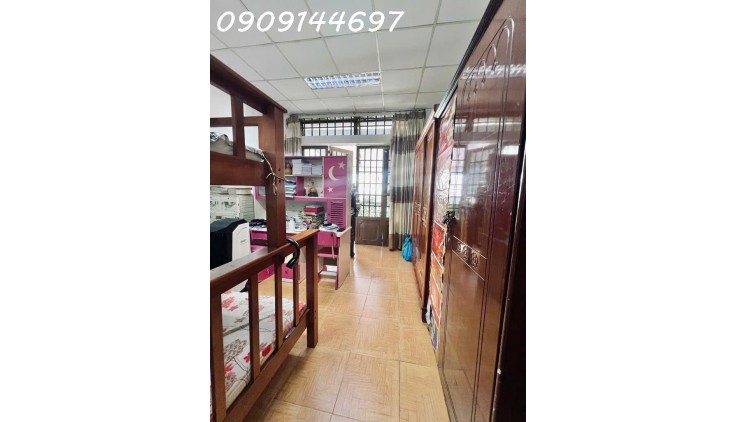 Nhà 2 tầng Đường HIỆP THÀNH 45, phường HT, Q12, dt 55m2 (4mx14m). Hẻm ôtô Giá 4,8Tỷ.