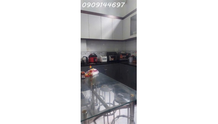 Nhà 2 tầng Mặt tiền đường HIỆP THÀNH 05, phường HT, Q12, dt 55,4m2 (4mx16,7m) Giá 4,75Tỷ
