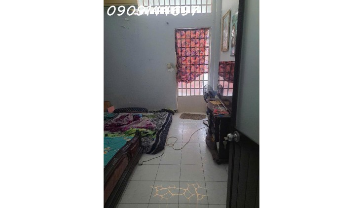 Bán Nhà 2 tầng đường ĐÔNG HƯNG THUẬN 18, phường ĐHT, Q12, dt 68m2 (4mx17m) Giá 4,1Tỷ