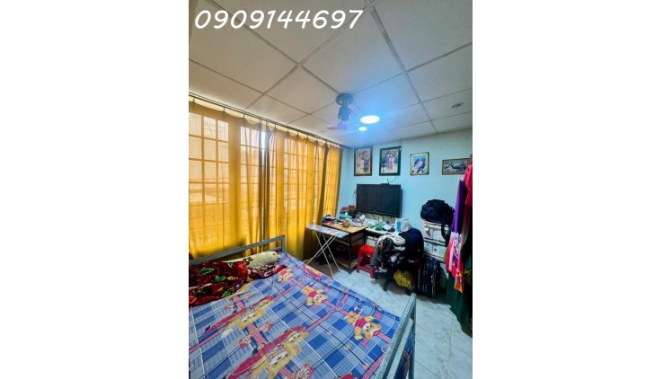 Nhà 2 tầng 1/ đường NGUYỄN ẢNH THỦ, phường HT. Q12, dt 56m2 (4mx14m) Hẻm 8m. Giá 4,5Tỷ