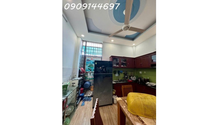 Bán nhà 3 tầng đường HIỆP THÀNH 51, phường HIỆP THÀNH, Q12, dt 58m2 (4mx14,5m). Hẻm 7m thông Giá 4,65Tỷ