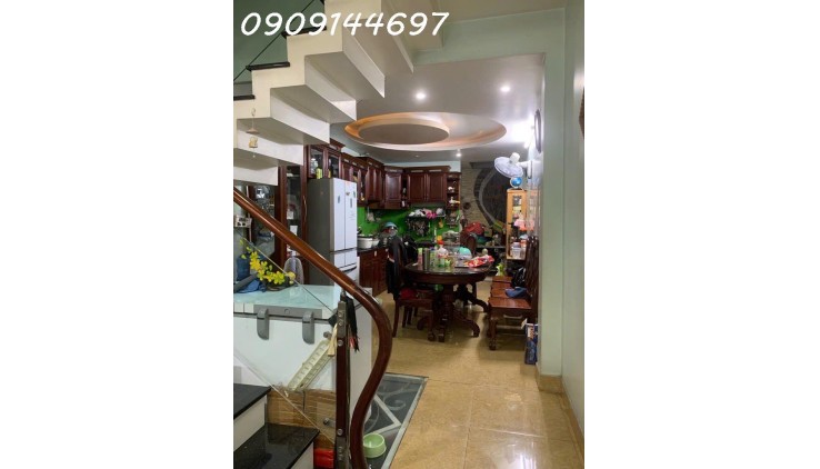 Bán Nhà 5 tầng Mặt tiền đường NGUYỄN THỊ KIỂU, phường HT, Q12, dt 64m2 (4mx22m) Giá 9Tỷ
