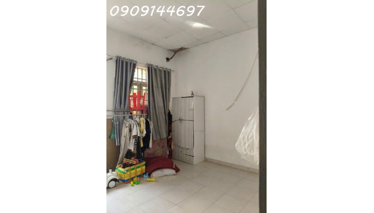 Nhà 2 tầng 1/ đường TMT13, phường TMT, Q12, dt 91,8m2 (4,6mx20m). Hẻm 5m thông  Giá 5,2Tỷ