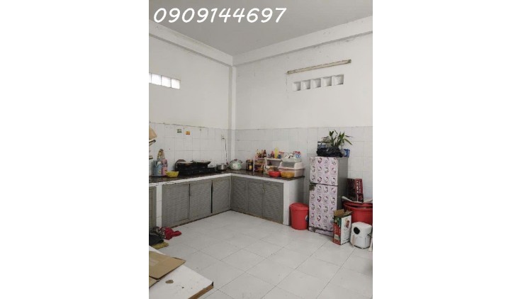 Nhà 2 tầng 1/ đường TMT13, phường TMT, Q12, dt 91,8m2 (4,6mx20m). Hẻm 5m thông  Giá 5,2Tỷ