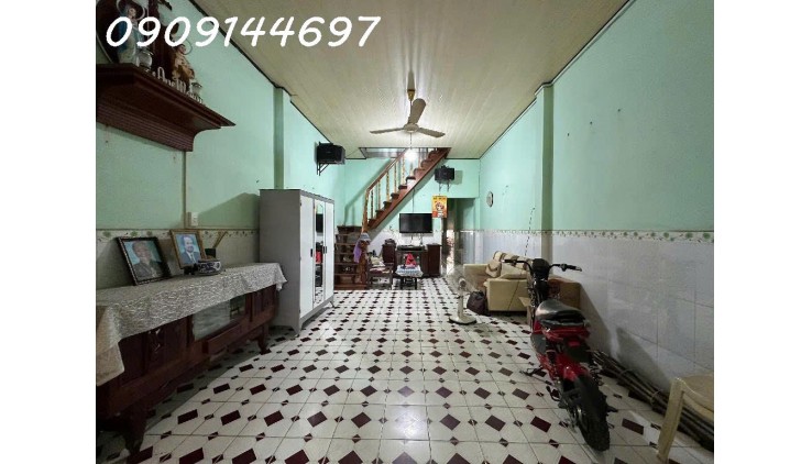 Nhà 2 tầng Mặt tiền đường Trung Mỹ Tây 1, Phường TMT, Q12, dt 103,8m2 (4mx26m). Giá 5,3Tỷ.