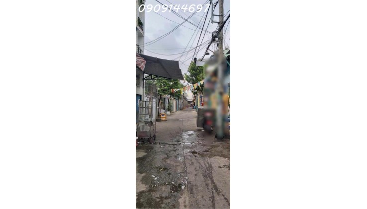 Nhà 2 tầng đường TÂN THỚI NHẤT 13, phường TÂN THỚI NHẤT, Q12, dt 50,6m2. Hẻm Ôtô thông. Giá 3,75Tỷ