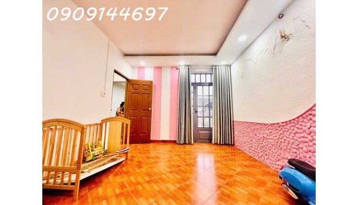 Bán Nhà 2 tầng mặt tiền đường Tân Thới Nhất 02, phường TTN, Q12, dt 160m2 (6,2mx26m) Giá 12,7Tỷ