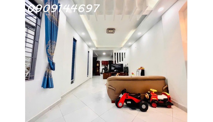Bán Nhà 2 tầng mặt tiền đường Tân Thới Nhất 02, phường TTN, Q12, dt 160m2 (6,2mx26m) Giá 12,7Tỷ